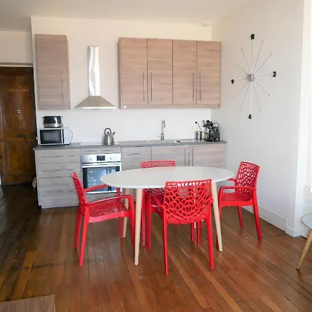Apartment Le Cours Lafayette *