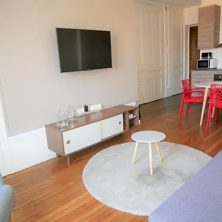 Le Cours Lafayette Apartment